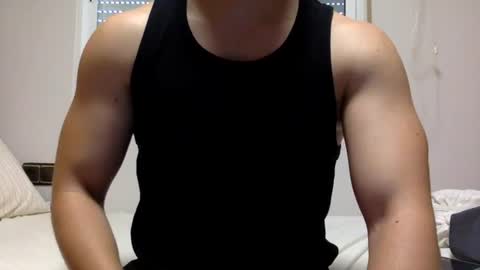 hornyspaniard93 online show from 07-17-26, 04:56