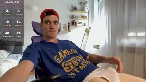 Snapshot of hornytwunk01 chatting on 09-12-25, 02:28 hornytwunk01 online show from 09-12-25, 02:28