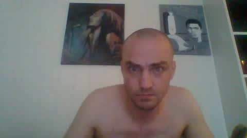Snapshot of hornyvikingo chatting on 01-04-25, 11:54 Ken online show from 01-04-25, 11:54