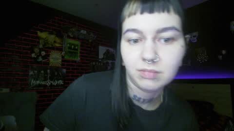 Snapshot of horror_circus chatting on 12-15-25, 09:13 Messalina Horror online show from 12-15-25, 09:13