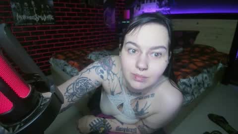 Snapshot of horror_circus chatting on 02-05-26, 11:42 Messalina Horror online show from 02-05-26, 11:42