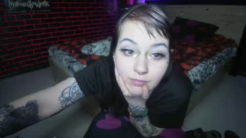 Snapshot of horror_circus chatting on 02-13-26, 06:48 Messalina Horror online show from 02-13-26, 06:48