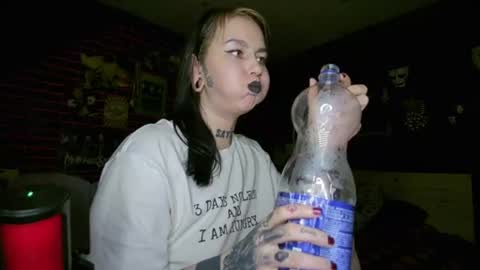 Snapshot of horror_circus chatting on 07-17-26, 10:58 Messalina Horror online show from 07-17-26, 10:58