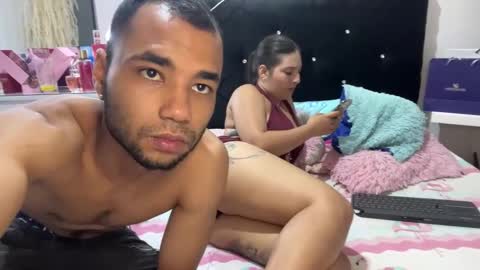 Snapshot of hot2gether69 chatting on 03-15-26, 11:33 hot2gether69 online show from 03-15-26, 11:33