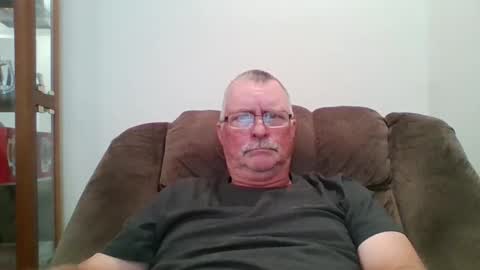 Snapshot of hot4tightholes chatting on 10-29-25, 05:04 hot4tightholes online show from 10-29-25, 05:04