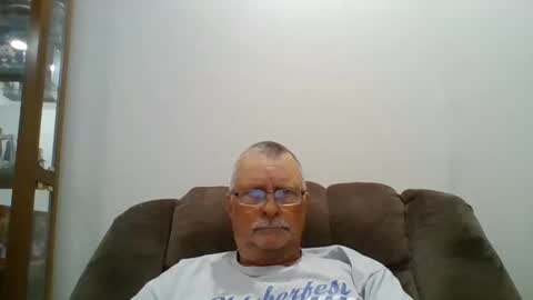 Snapshot of hot4tightholes chatting on 10-30-25, 02:07 hot4tightholes online show from 10-30-25, 02:07