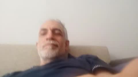 Snapshot of hot75_man chatting on 01-17-25, 12:10 hot75_man online show from 01-17-25, 12:10