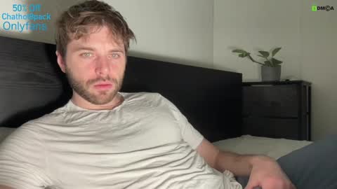 Snapshot of hot8pack01 chatting on 03-12-25, 07:38 Edward aka Wolf online show from 03-12-25, 07:38