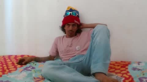 Snapshot of hot_and_complacent chatting on 01-07-25, 02:19 Private open online show from 01-07-25, 02:19