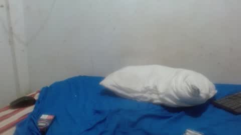 Snapshot of hot_and_complacent chatting on 12-18-25, 12:38 Private open online show from 12-18-25, 12:38