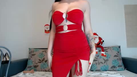 Sarah online show from 12-22-25, 08:17