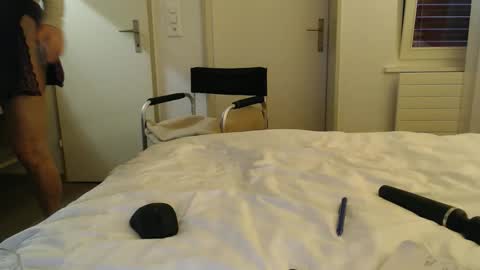 hot_angel_66 online show from 03-13-26, 11:50