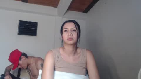 Snapshot of hot_angels___ chatting on 02-12-25, 04:54 angels online show from 02-12-25, 04:54