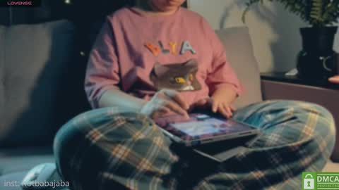 Snapshot of hot_babayaga chatting on 02-17-25, 11:44 online show from 02-17-25, 11:44