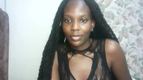 Snapshot of hot_berry2003 chatting on 10-18-25, 07:58 Millie online show from 10-18-25, 07:58