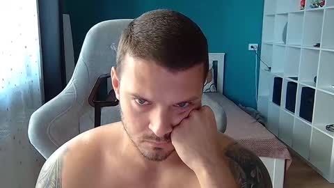 hot_cap_77 online show from 09-10-25, 01:55