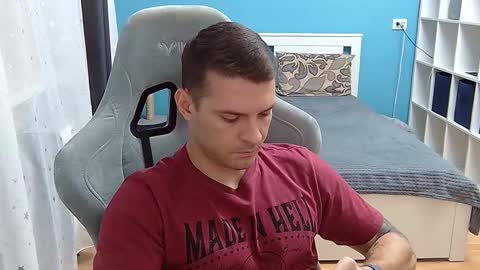 Snapshot of hot_cap_77 chatting on 12-05-25, 06:04 hot_cap_77 online show from 12-05-25, 06:04