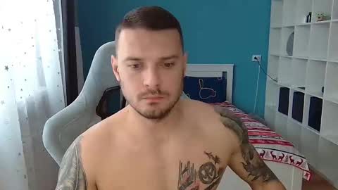 Snapshot of hot_cap_77 chatting on 12-15-25, 11:47 hot_cap_77 online show from 12-15-25, 11:47