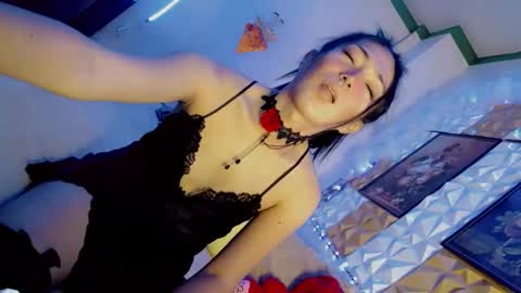 its me CLAUDIA online show from 03-06-25, 08:19