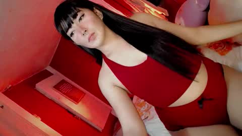 its me CLAUDIA online show from 04-01-26, 02:03