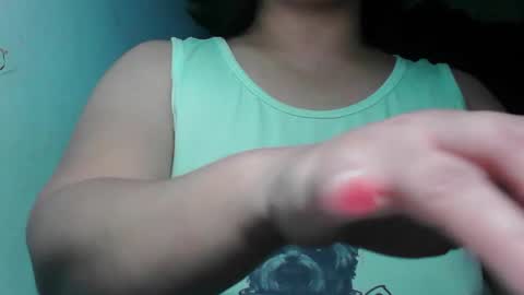 Snapshot of hot_clit28 chatting on 01-30-25, 02:06 ana online show from 01-30-25, 02:06