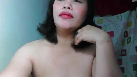 Snapshot of hot_clit28 chatting on 03-09-25, 03:43 ana online show from 03-09-25, 03:43