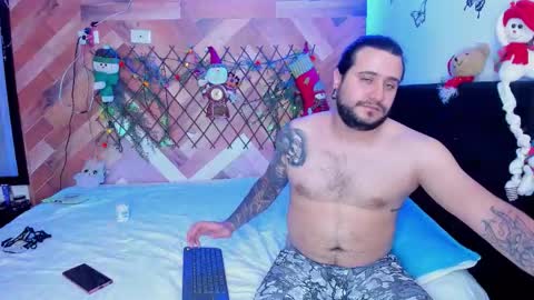 Snapshot of hot_couple_tattooo chatting on 12-02-25, 11:56 Emily Christian online show from 12-02-25, 11:56