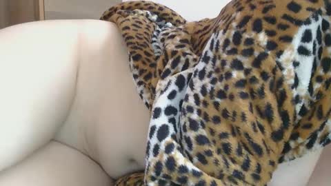 Snapshot of hot_couplee98 chatting on 02-17-25, 06:20 Hot Couple online show from 02-17-25, 06:20