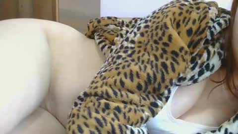 Snapshot of hot_couplee98 chatting on 03-02-25, 08:05 Hot Couple online show from 03-02-25, 08:05