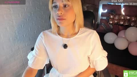 Snapshot of hot_cupid01 chatting on 05-02-26, 10:53 Valery online show from 05-02-26, 10:53
