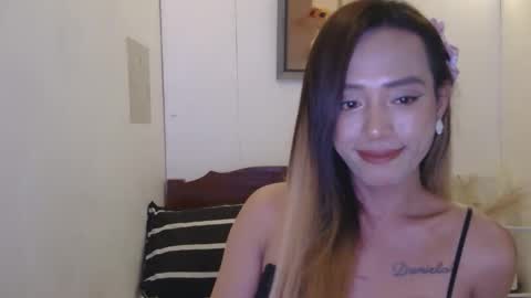 Snapshot of hot_daniela090393 chatting on 10-18-25, 07:20 DANIELA online show from 10-18-25, 07:20