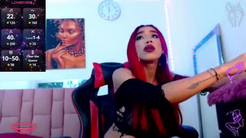 Snapshot of hot_destinyk chatting on 12-11-24, 12:23 destinyk online show from 12-11-24, 12:23