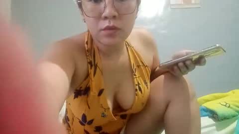 Snapshot of hot_emma1112 chatting on 05-23-26, 03:23 hot_emma1112 online show from 05-23-26, 03:23