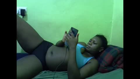 hot_girlly online show from 11-29-25, 06:16