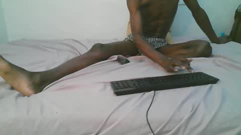 hot_guys88 online show from 05-06-26, 09:20
