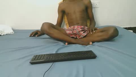 hot_guys88 online show from 05-08-26, 10:20
