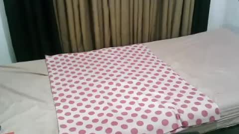 Snapshot of hot_jenile01 chatting on 07-10-26, 10:01 hot_jenile01 online show from 07-10-26, 10:01