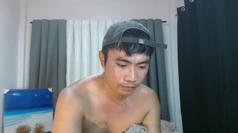 Snapshot of hot_khevin chatting on 10-10-25, 06:18 hot_khevin online show from 10-10-25, 06:18