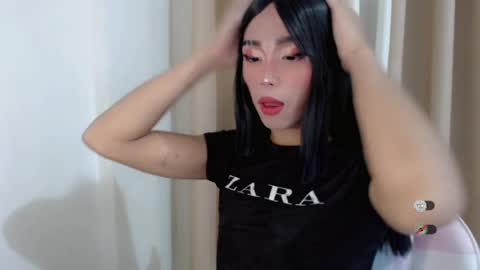 Snapshot of hot_khianna chatting on 07-09-26, 03:49 Khianna online show from 07-09-26, 03:49