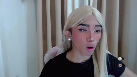 Snapshot of hot_khianna chatting on 07-14-26, 03:40 Khianna online show from 07-14-26, 03:40