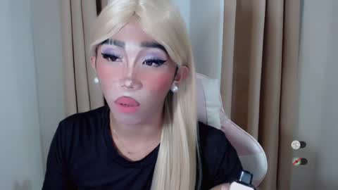 Snapshot of hot_khianna chatting on 07-21-26, 03:58 Khianna online show from 07-21-26, 03:58