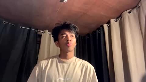 Snapshot of hot_kianxx chatting on 10-01-25, 02:23 hot_kianxx online show from 10-01-25, 02:23