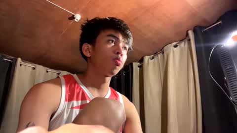 Snapshot of hot_kianxx chatting on 10-05-25, 02:37 hot_kianxx online show from 10-05-25, 02:37