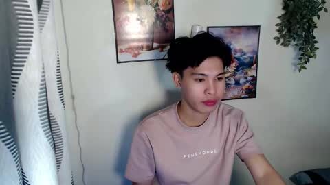 Snapshot of hot_kisser19 chatting on 04-03-26, 02:04 mark online show from 04-03-26, 02:04