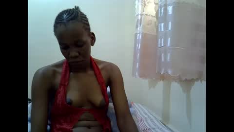 Snapshot of hot_leen chatting on 05-15-26, 02:02 Chara online show from 05-15-26, 02:02