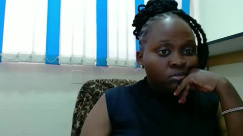 Linah online show from 12-03-25, 06:21