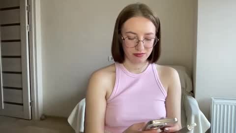 Lina online show from 01-16-25, 12:09