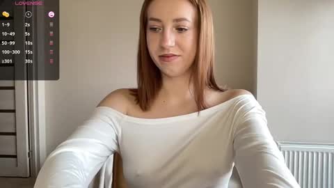 Lina online show from 09-18-25, 06:59