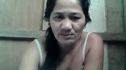 Snapshot of hot_mama09 chatting on 01-27-25, 03:15 hotmama online show from 01-27-25, 03:15