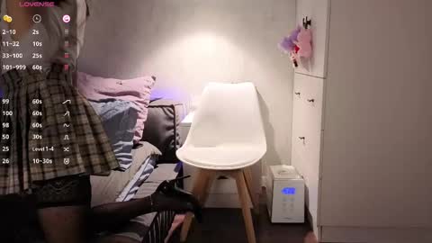 Snapshot of hot_mode chatting on 12-03-25, 04:05 Alexandra online show from 12-03-25, 04:05